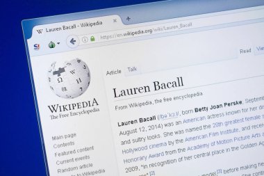 Ryazan, Rusya - 19 Ağustos 2018: Vikipedi sayfa hakkında Lauren Bacall Pc ekranda
