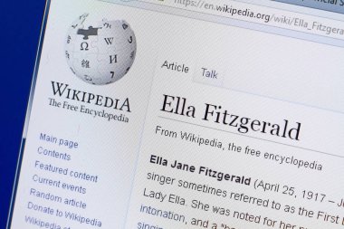 Ryazan, Rusya - 19 Ağustos 2018: Vikipedi sayfa hakkında Ella Fitzgerald Pc ekranda