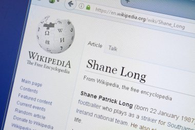 Ryazan, Rusya - 19 Ağustos 2018: Vikipedi sayfa hakkında Shane Long Pc ekranda