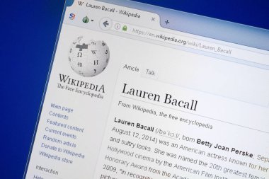 Ryazan, Rusya - 19 Ağustos 2018: Vikipedi sayfa hakkında Lauren Bacall Pc ekranda