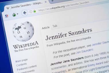 Ryazan, Rusya - 19 Ağustos 2018: Vikipedi sayfası Jennifer Saunders hakkında Pc ekranda