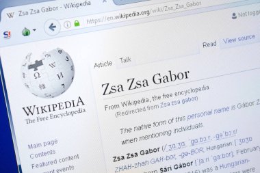 Ryazan, Rusya - 28 Ağustos 2018: Vikipedi sayfa hakkında Zsa Zsa Gabor Pc ekranda.