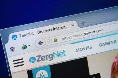 Ryazan, Rusya - 26 Ağustos 2018: Zergnet ana web sitesi Pc. Url - Zergnet.com görüntüleme
