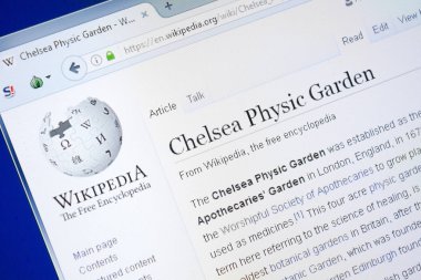 Ryazan, Rusya - 28 Ağustos 2018: Vikipedi sayfa hakkında Chelsea fizik Bahçe Pc ekranda.