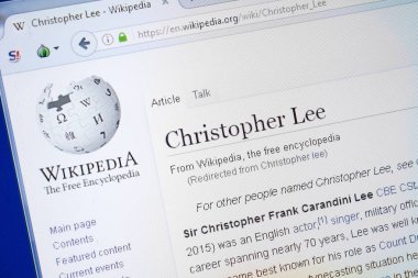 Ryazan, Rusya - 19 Ağustos 2018: Vikipedi sayfa hakkında Christopher Lee Pc ekranda