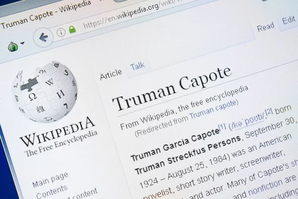 Ryazan, Rusya - 28 Ağustos 2018: Vikipedi sayfa hakkında Truman Capote Pc ekranda.