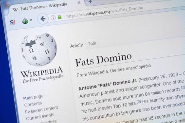 Ryazan, Rusya - 19 Ağustos 2018: Vikipedi sayfa hakkında Fats Domino Pc ekranda