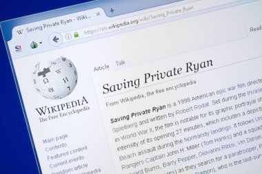 Ryazan, Rusya - 19 Ağustos 2018: Vikipedi sayfası Saving Private Ryan hakkında Pc ekranda