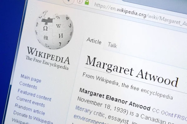 Rjazaň, Rusko - 28 srpna 2018: Stránce Wikipedie o Margaret Atwoodová na monitoru Pc. — Stock fotografie