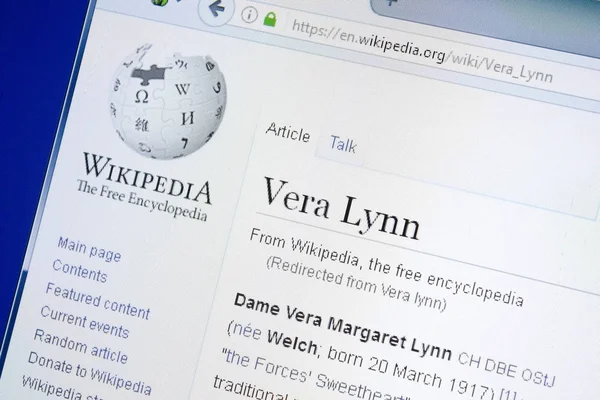 Ryazan, Rusia - 28 de agosto de 2018: página de Wikipedia sobre Vera Lynn en la pantalla del PC . — Foto de Stock