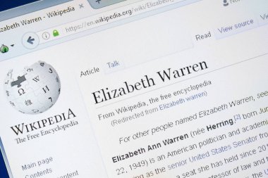Ryazan, Rusya - 28 Ağustos 2018: Vikipedi sayfa hakkında Elizabeth Warren Pc ekranda.