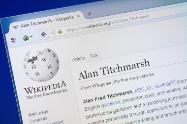 Ryazan, Rusya - 19 Ağustos 2018: Vikipedi sayfa hakkında Alan Titchmarsh Pc ekranda