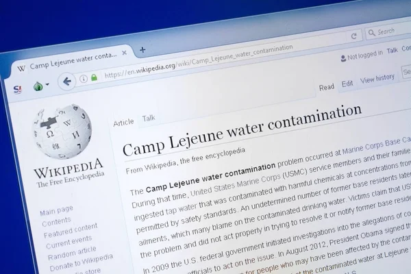 Ryazan, Rusya - 19 Ağustos 2018: Vikipedi sayfa hakkında Pc ekranda Camp Lejeune su kirliliği