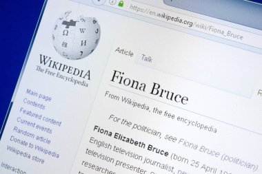 Ryazan, Rusya - 28 Ağustos 2018: Vikipedi sayfa hakkında Fiona Bruce Pc ekranda.