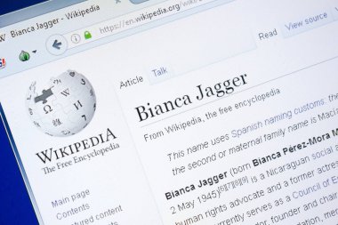 Ryazan, Rusya - 28 Ağustos 2018: Vikipedi sayfa hakkında Bianca Jagger Pc ekranda.