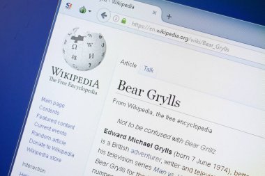 Ryazan, Rusya - 19 Ağustos 2018: Vikipedi sayfa hakkında Bear Grylls Pc ekranda