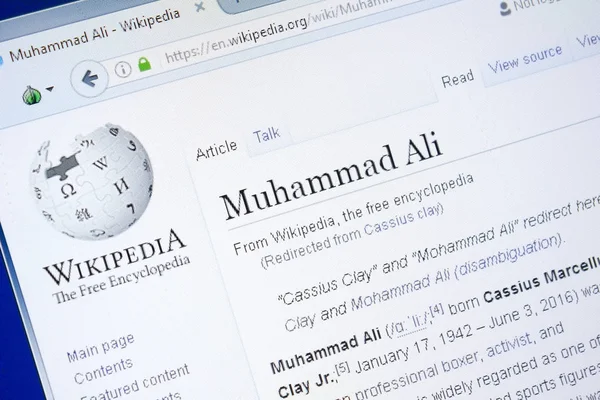 Ryazan, Rusya - 28 Ağustos 2018: Vikipedi sayfa hakkında Muhammed Ali Pc ekranda.