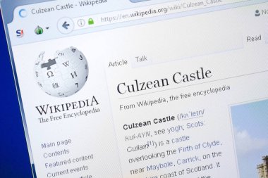 Ryazan, Rusya - 28 Ağustos 2018: Vikipedi sayfası Culzean Kalesi hakkında Pc ekranda.