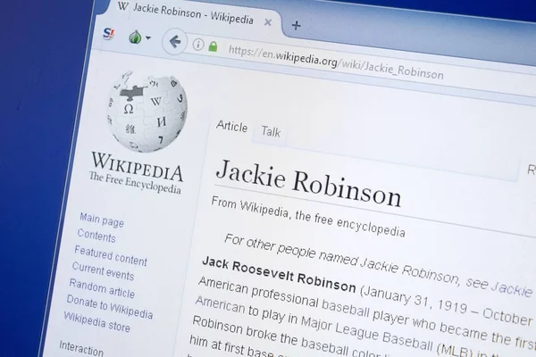 Ryazan, Rusya - 19 Ağustos 2018: Wikipedia sayfasında Pc görüntüsünü Jackie Robinson hakkında