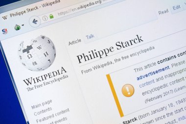 Ryazan, Rusya - 28 Ağustos 2018: Vikipedi sayfa hakkında Philippe Starck Pc ekranda.