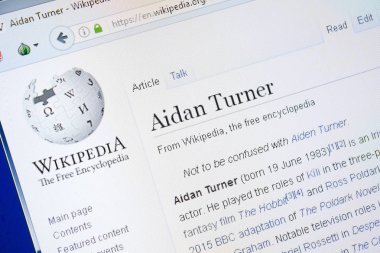 Ryazan, Rusya - 28 Ağustos 2018: Vikipedi sayfası Aidan Turner hakkında Pc ekranda.