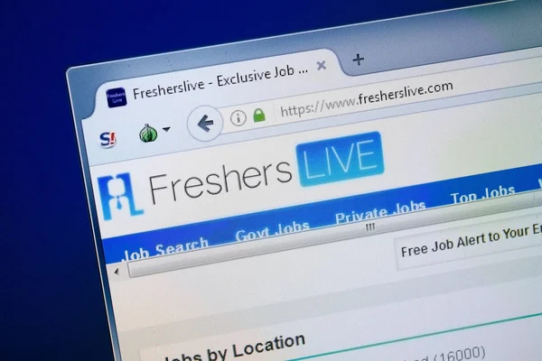 Ryazan, Rusya - 26 Ağustos 2018: Web sitesi ana sayfasını yeni başlayanlar hayatın Pc. Url - Fresherslive.com görüntüleme