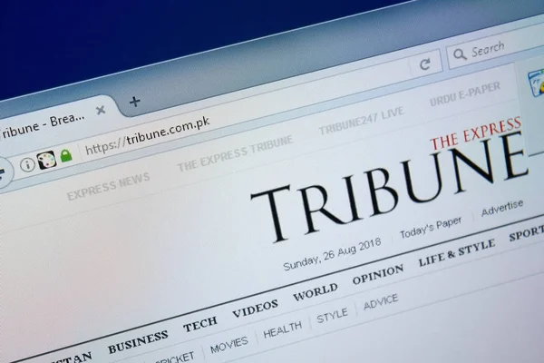 Ryazan, Rusya - 26 Ağustos 2018: Tribune ana web sitesi Pc. Url - Tribune.com.pk görüntüleme