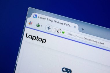 Ryazan, Rusya - 09 Eylül 2018: Laptop Mag ana web sitesi Pc, url - Laptopmag.com görüntüleme.
