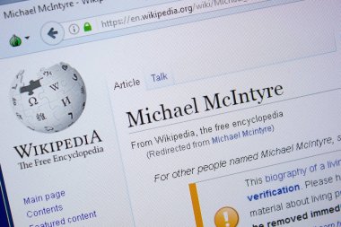 Ryazan, Rusya Federasyonu - 09 Eylül 2018 - Vikipedi sayfa hakkında Michael McIntyre Pc ekranda