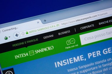 Ryazan, Rusya - 09 Eylül 2018: Intesa San Paolo ana web sitesi Pc, url - Intesasanpaolo.com görüntüleme.