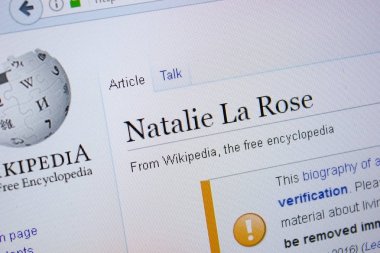 Ryazan, Rusya Federasyonu - 09 Eylül 2018 - Vikipedi sayfa hakkında Natalie La Rose Pc ekranda