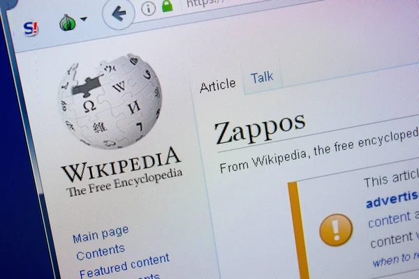 Ryazan Rusia September 2018 Halaman Wikipedia Tentang Zappos Pada Tampilan — Stok Foto