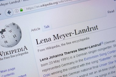 Ryazan, Rusya Federasyonu - 09 Eylül 2018 - Vikipedi sayfası Lena Meyer-Landrut hakkında Pc görüntüsünü