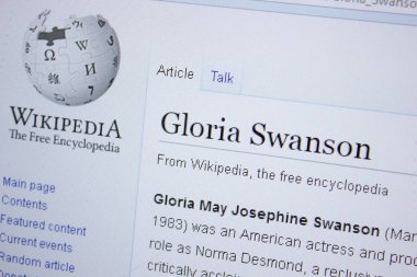 Ryazan, Rusya Federasyonu - 09 Eylül 2018 - Vikipedi sayfa hakkında Gloria Swanson Pc ekranda