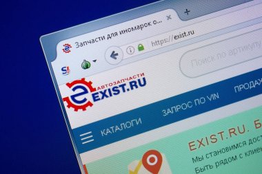 Ryazan, Rusya - 09 Eylül 2018: Web sitesi ana sayfası, mevcut Pc, url - Exist.ru görüntüleme.