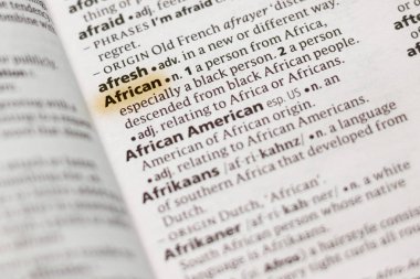 Sözcük veya tümceciğin Afrika marker ile vurgulanan bir sözlük.