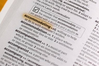 Sözcüğün veya tümceciğin Accommodating Sözlükteki marker ile vurgulanan.