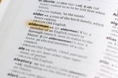 Sözcük veya tümceciğin marker ile vurgulanan bir sözlük Meclis üyesi.