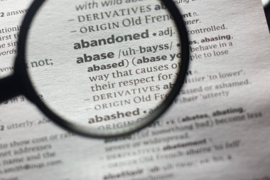 Sözcüğün veya tümceciğin terk Sözlükteki marker ile vurgulanan.