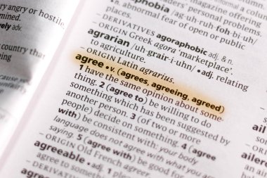 Sözcük veya tümceciğin marker ile vurgulanan bir sözlük kabul ediyorum.