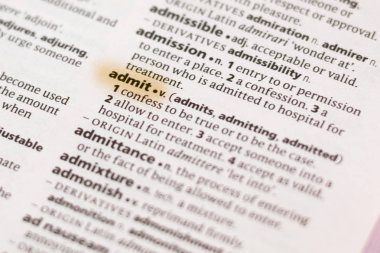 Sözcük veya tümceciğin marker ile vurgulanan bir sözlük itiraf.