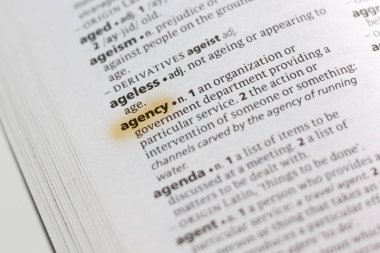 Marker ile vurgulanan sözlüğe sözcük veya tümcecik Ajansı.