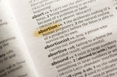 Sözcük veya tümceciğin kürtaj marker ile vurgulanan bir sözlük.