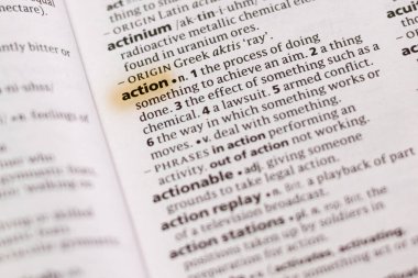 Sözcük veya tümceciğin eylem marker ile vurgulanan bir sözlük.