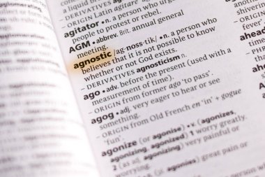 Sözcük veya tümceciğin agnostik marker ile vurgulanan bir sözlük.