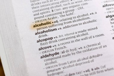 Sözcük veya tümceciğin alkolik marker ile vurgulanan bir sözlük.