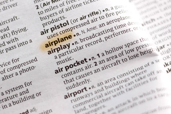 辞書で飛行機がマーカーで強調表示の単語または語句 — ストック写真