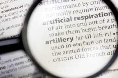 Topçu sözcüğü veya tümceciği bir sözlük