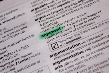 Bağımsız değişken sözcük veya tümcecik Sözlükteki