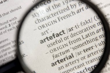 Yapay doku sözcüğü veya tümceciği bir sözlük